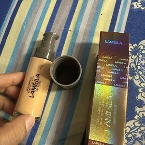 Liquid Foundation - Natural Beige